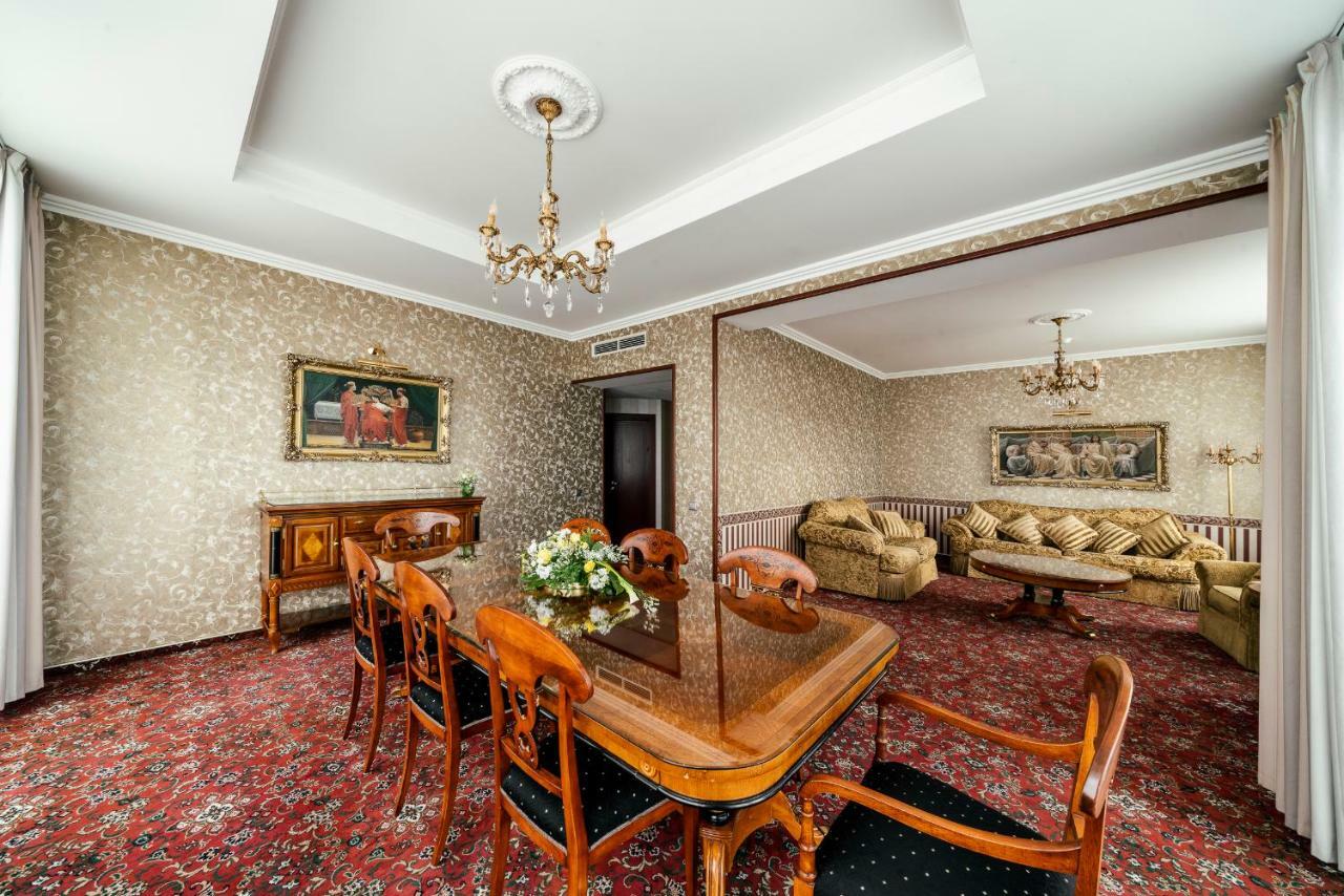 Baltic Beach Hotel & Spa Jūrkalne Extérieur photo A suite at the Grand Hotel