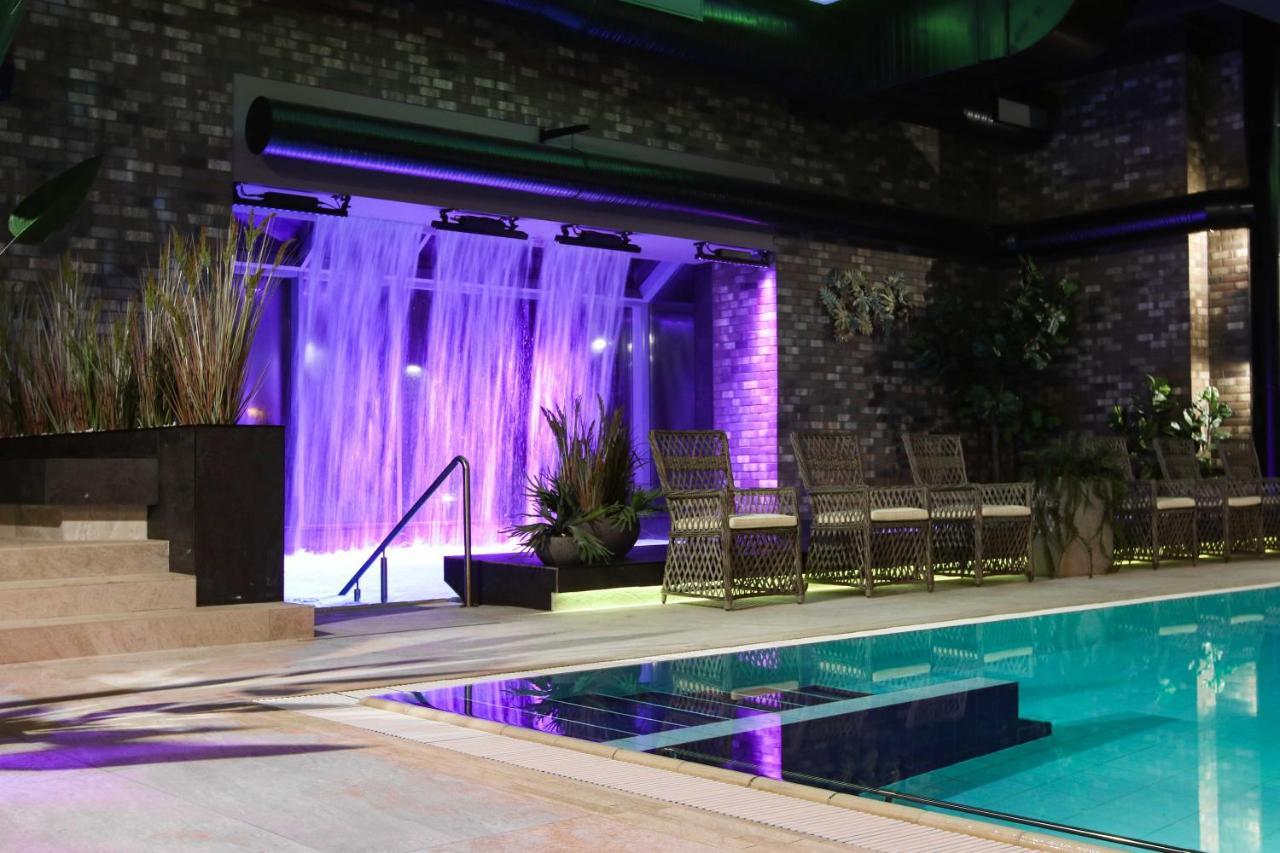 Baltic Beach Hotel & Spa Jūrkalne Extérieur photo The pool at the hotel